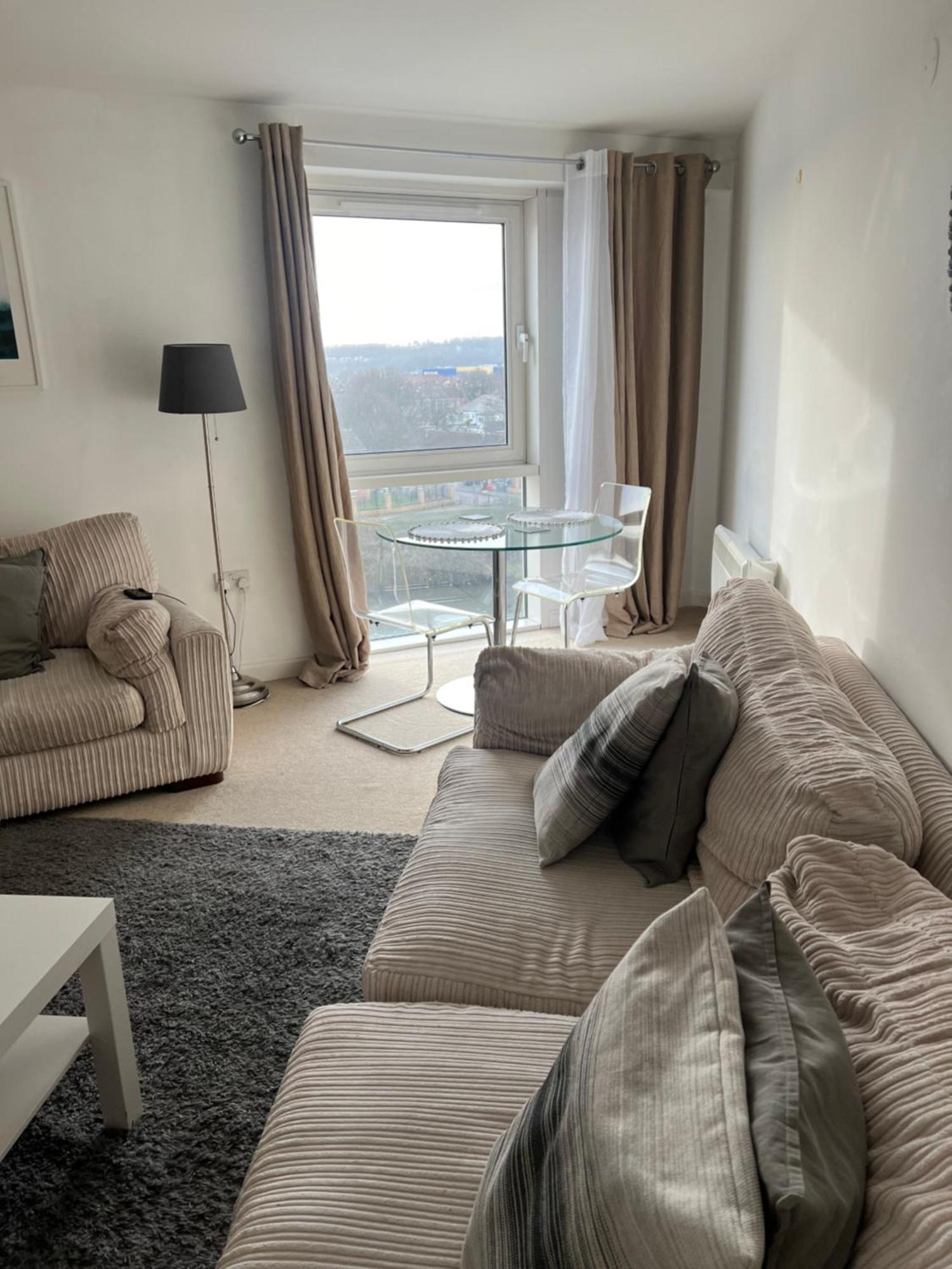 Cosy Apartment Cardiff Bay 5 Mins To Centre Exterior photo